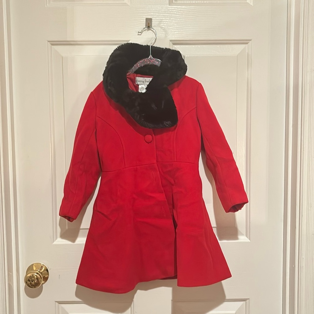 Chasing Fireflies Red Long Swing Coat 5 Years w Black Faux Fur Scarf Collar